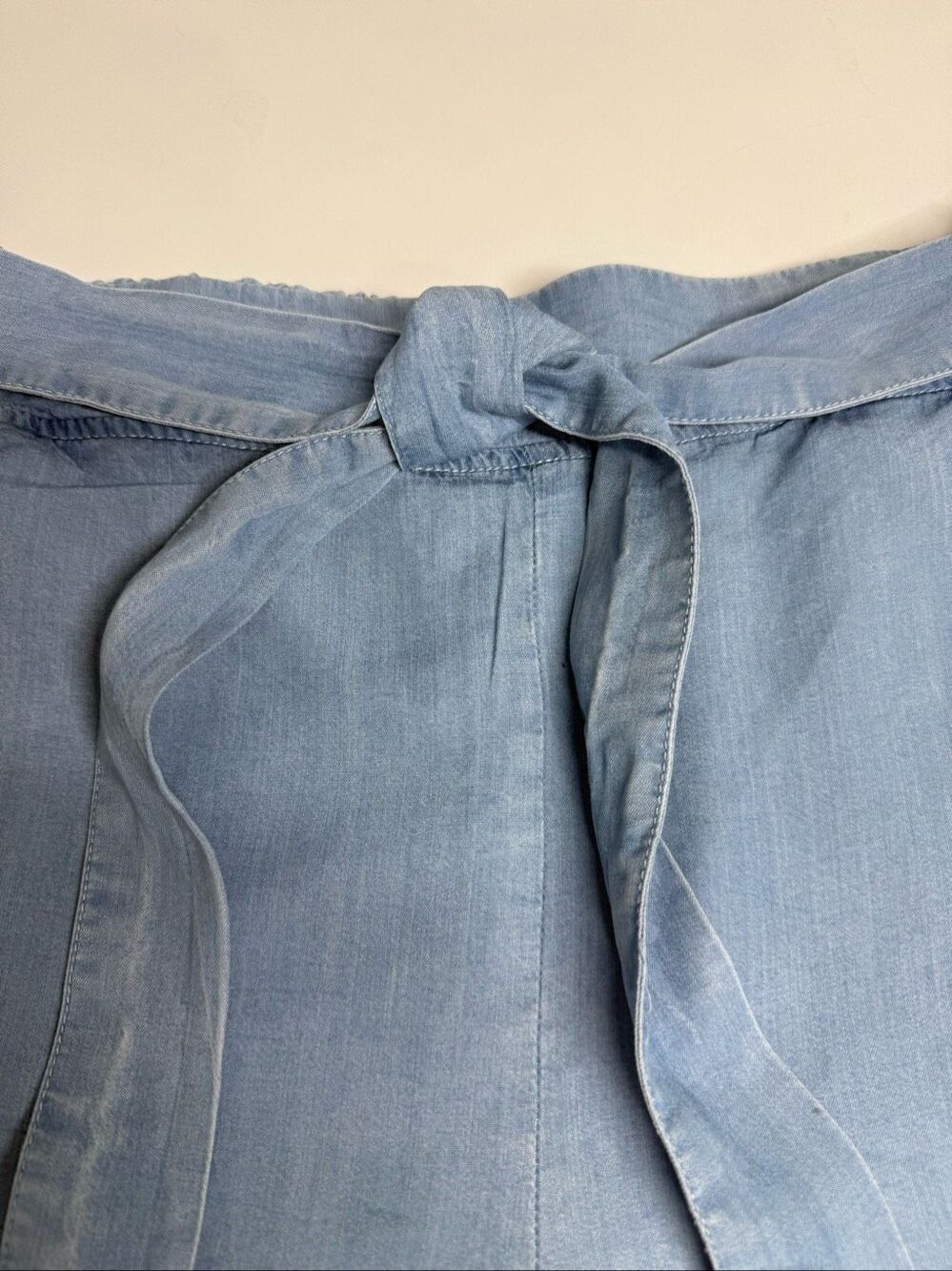 Thread & Supply Chambray Tie Waist Shorts Light Blue Junior Size Large - Picture 3 of 11